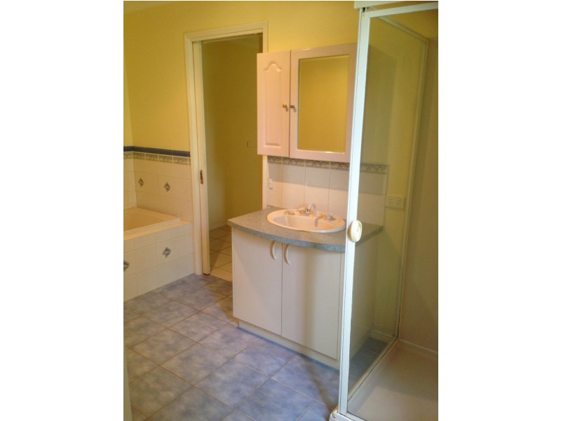 7 Sunbury Road, Shepparton VIC 3630