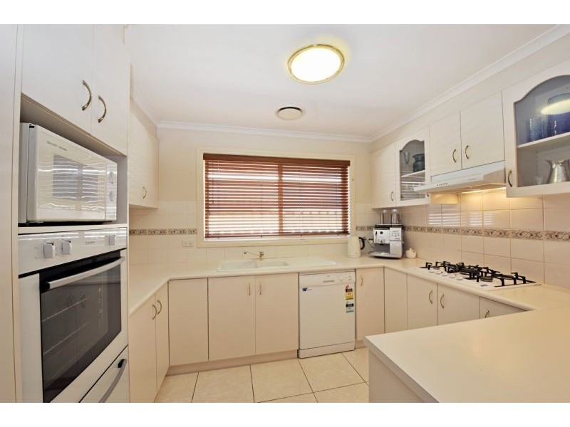 66 Kialla Lakes Drive, Kialla VIC 3631