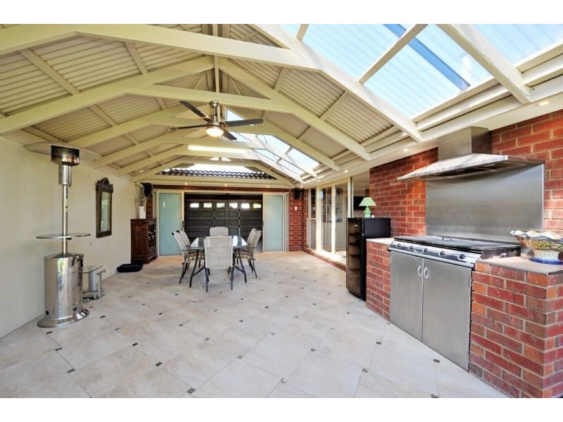 66 Kialla Lakes Drive, Kialla VIC 3631