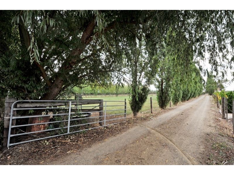 701 Central Avenue, Shepparton East VIC 3631