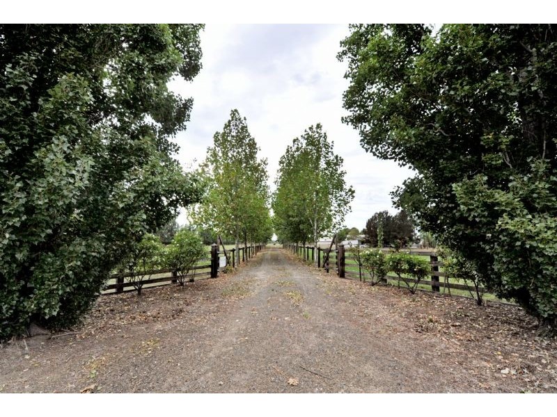 701 Central Avenue, Shepparton East VIC 3631