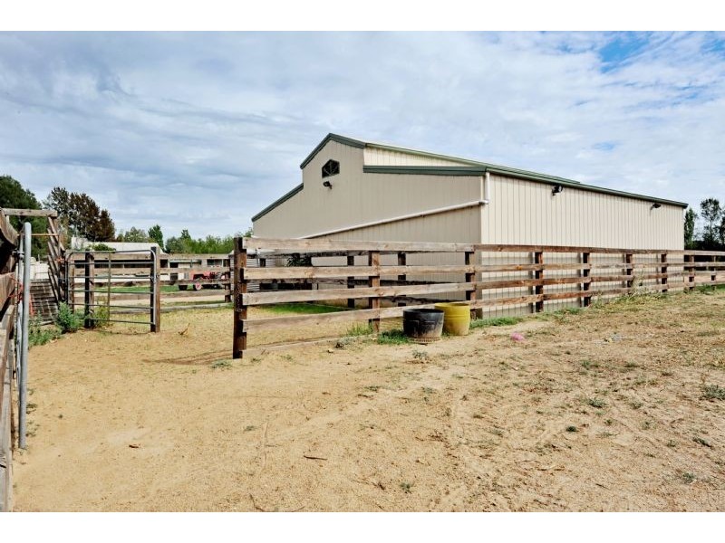 701 Central Avenue, Shepparton East VIC 3631