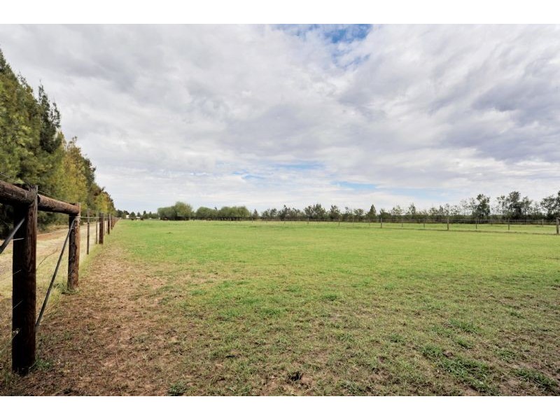 701 Central Avenue, Shepparton East VIC 3631