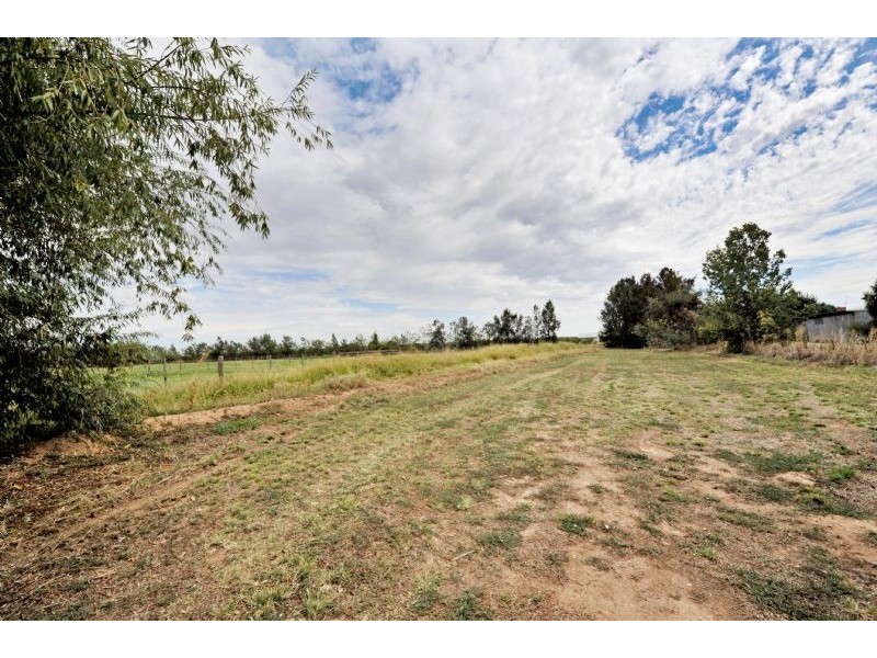 701 Central Avenue, Shepparton East VIC 3631