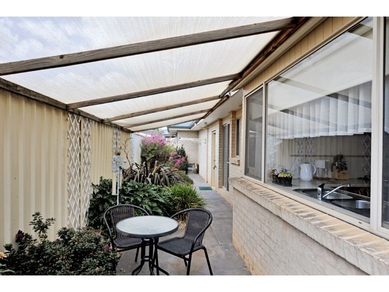 1/5 Greencastle Court, Mooroopna VIC 3629