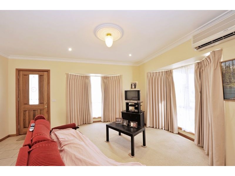 1/10 Ross Street, Mooroopna VIC 3629