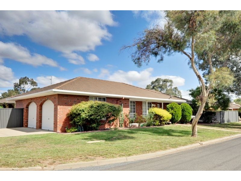 69 Lenne Street, Mooroopna VIC 3629