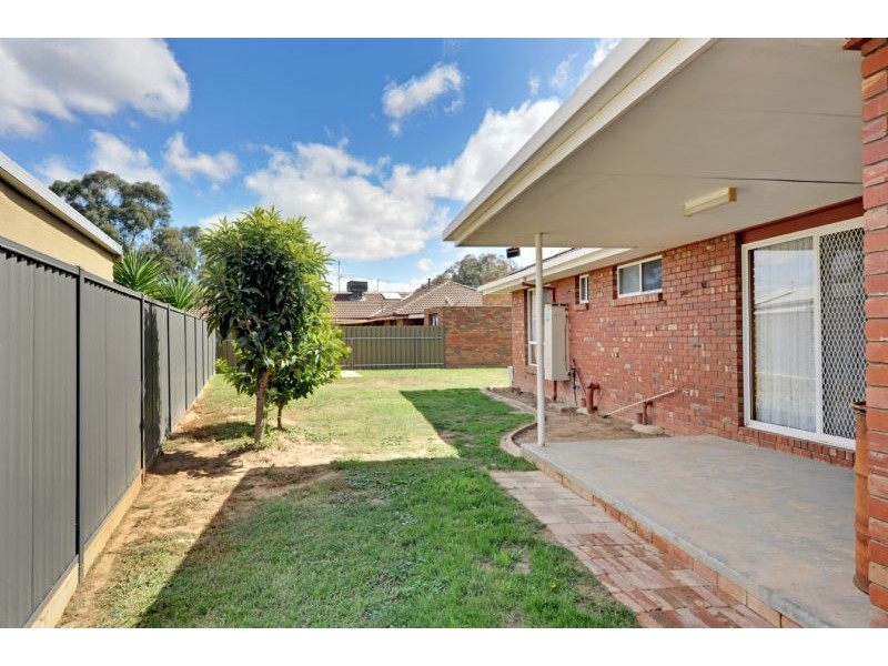 69 Lenne Street, Mooroopna VIC 3629