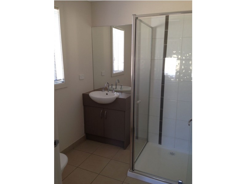 19 Westminster Avenue, Shepparton VIC 3630