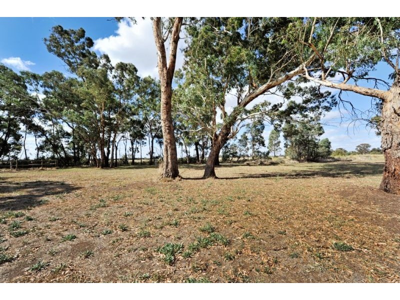 25 Byrneside-Gillieston Road, Byrneside VIC 3617