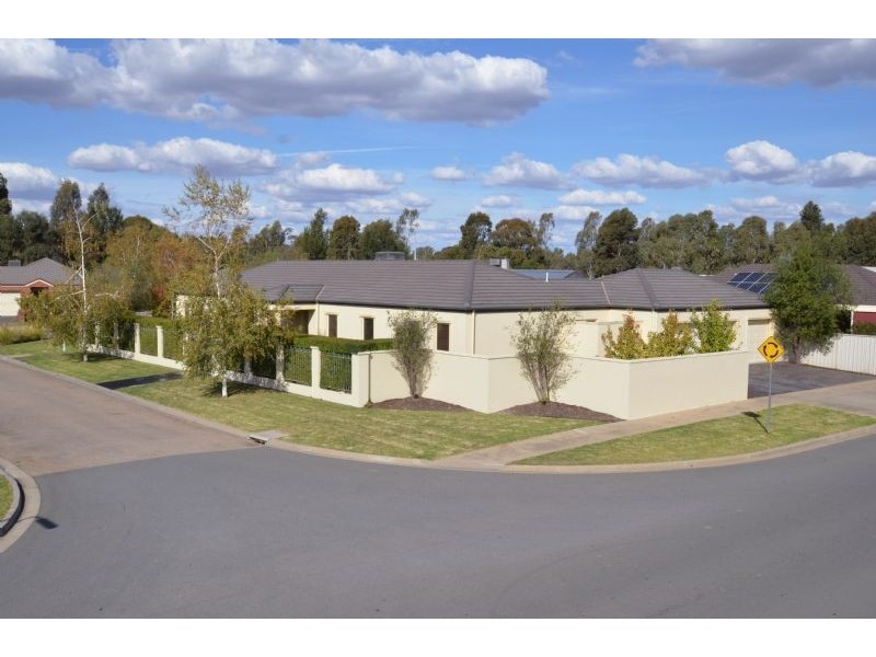 11 Hindmarsh Court, Kialla VIC 3631