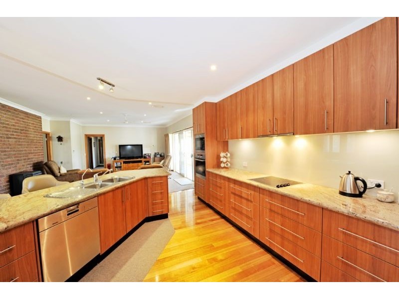 14-18 Wesley Court, Shepparton North VIC 3631