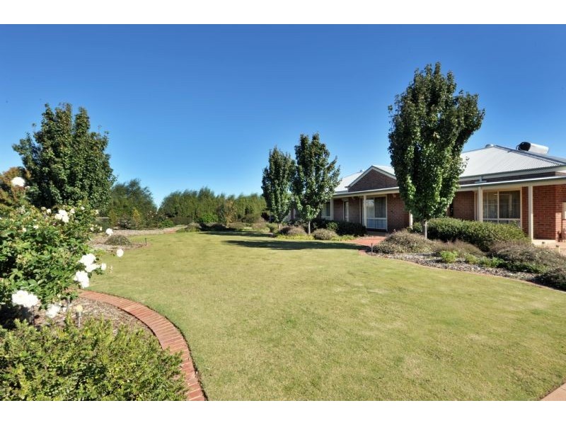 14-18 Wesley Court, Shepparton North VIC 3631