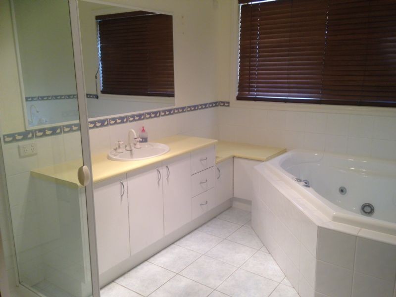 1 Sam Court, Shepparton VIC 3630