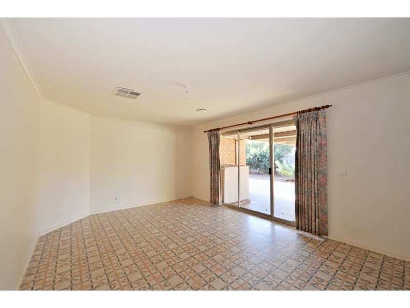 16 Illawarra Crescent, Kialla VIC 3631