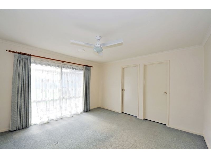 16 Illawarra Crescent, Kialla VIC 3631