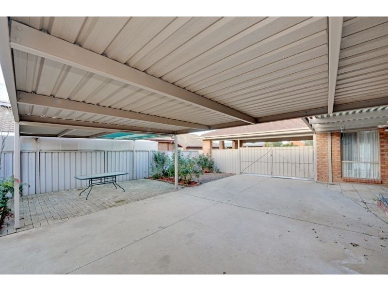 16 Illawarra Crescent, Kialla VIC 3631