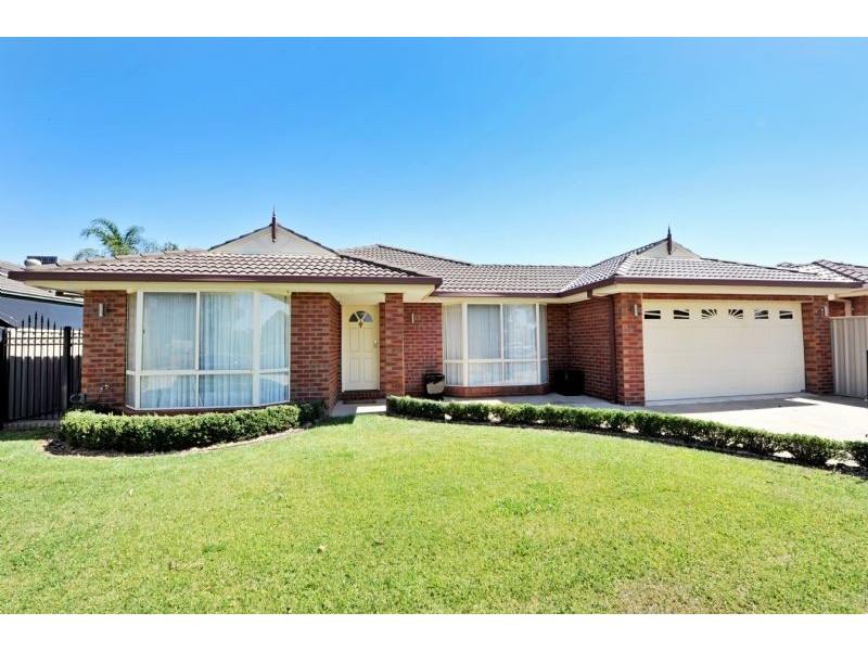 66 Kialla Lakes Drive, Kialla VIC 3631