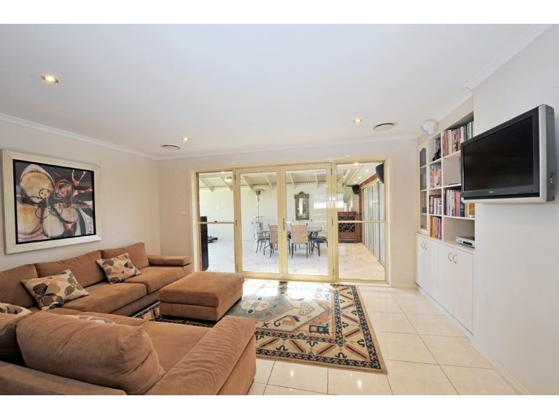66 Kialla Lakes Drive, Kialla VIC 3631
