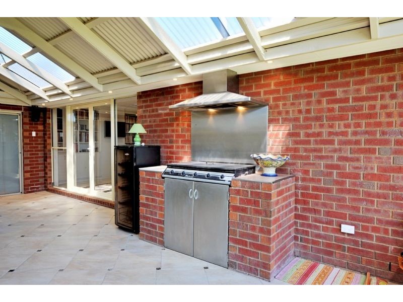 66 Kialla Lakes Drive, Kialla VIC 3631