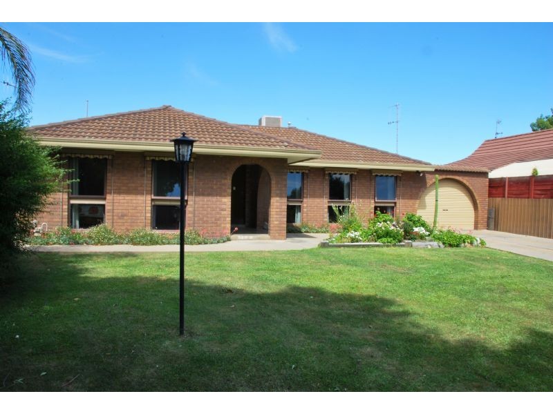 4  Gale Crt, Shepparton VIC 3630