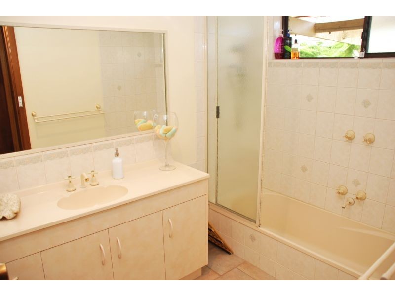 4  Gale Crt, Shepparton VIC 3630