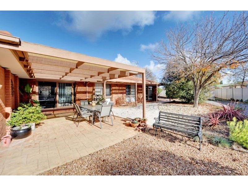 261 Echuca Road, Mooroopna VIC 3629