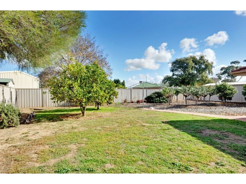 261 Echuca Road, Mooroopna VIC 3629