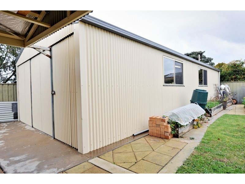 28 McCubbin Drive, Shepparton VIC 3630