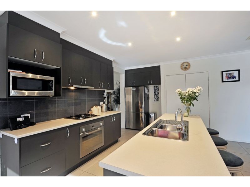 7 Dalmahoy Court, Shepparton VIC 3630