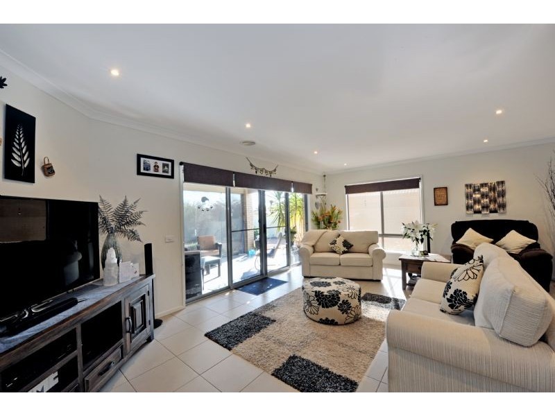 7 Dalmahoy Court, Shepparton VIC 3630