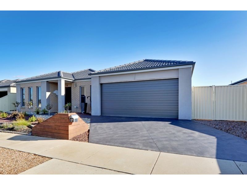7 Dalmahoy Court, Shepparton VIC 3630