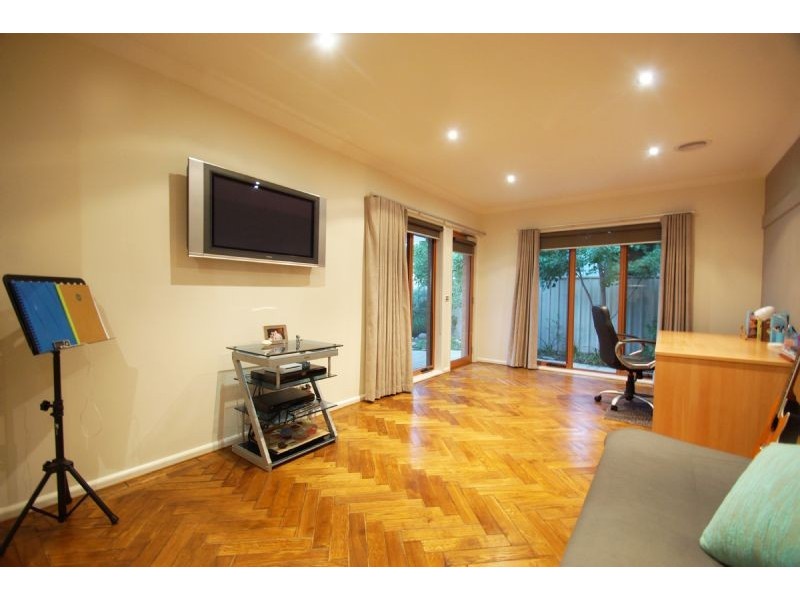 3 Tandou Court, Kialla VIC 3631