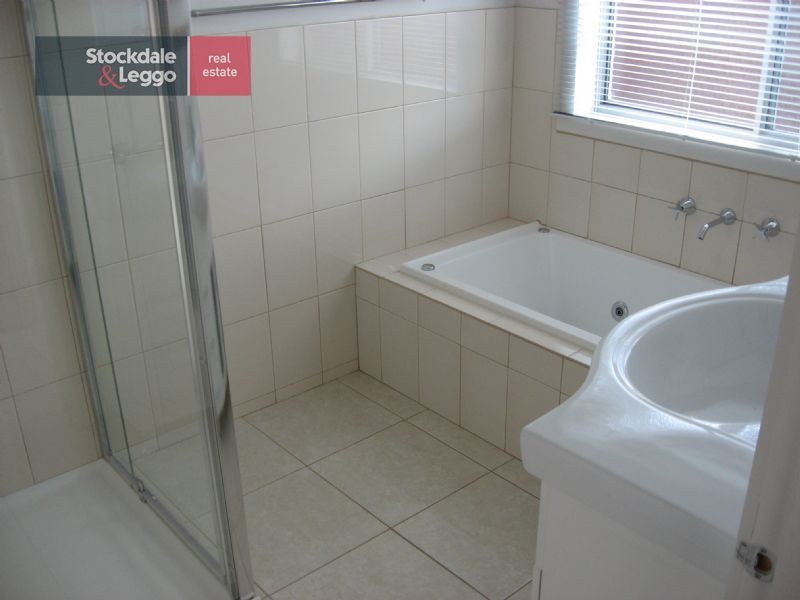 2/25 Michel Street, Shepparton VIC 3630