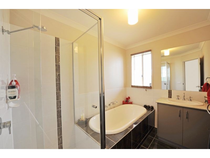 36 Plover Drive, Kialla VIC 3631