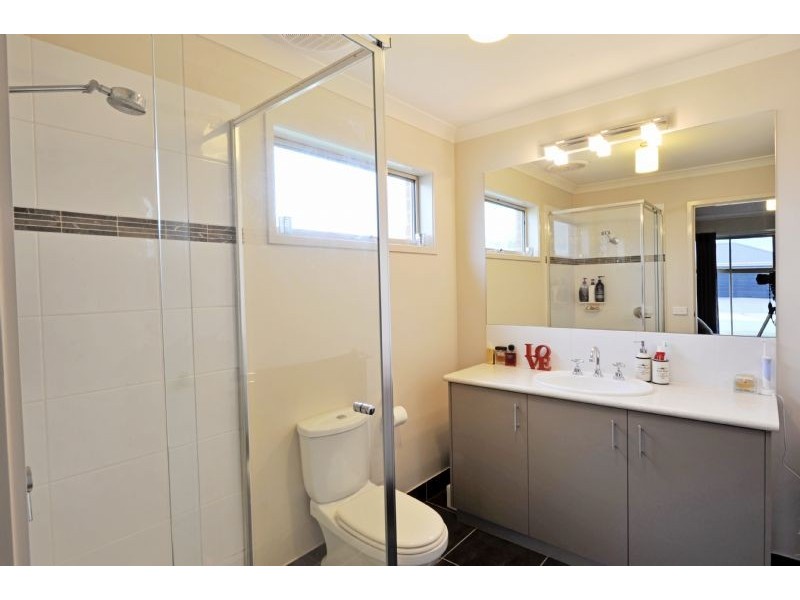 36 Plover Drive, Kialla VIC 3631