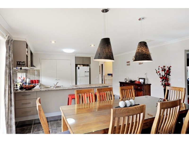 36 Plover Drive, Kialla VIC 3631