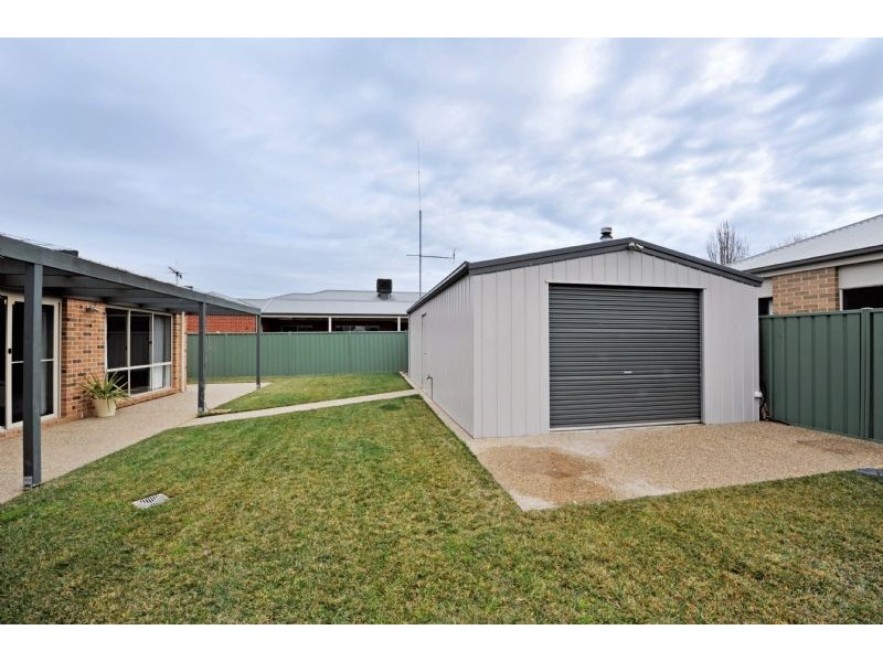 36 Plover Drive, Kialla VIC 3631