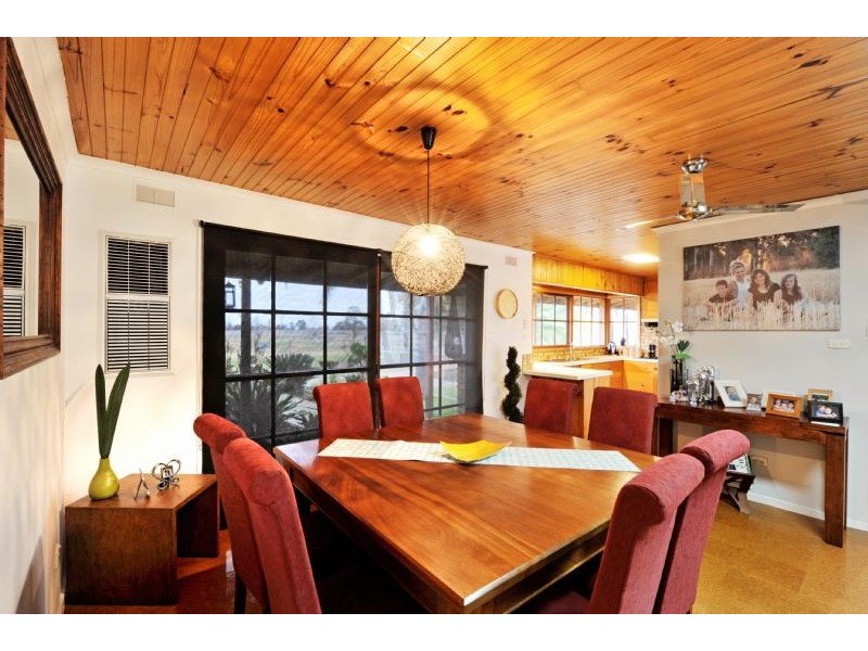 7 Moira Drive, Kialla West VIC 3631