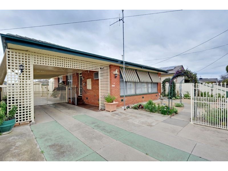 37 Packham Street, Shepparton VIC 3630