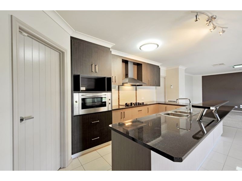 14 Mundie Court, Kialla VIC 3631