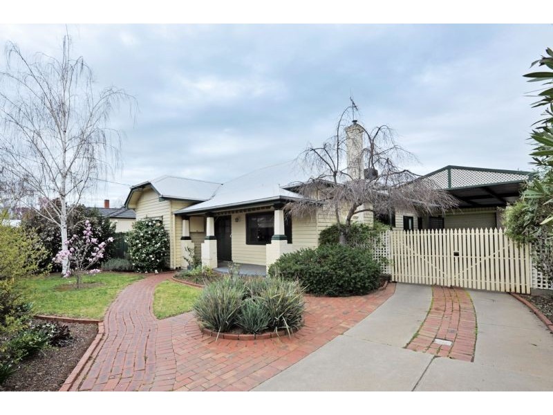 27 Maude Street, Shepparton VIC 3630