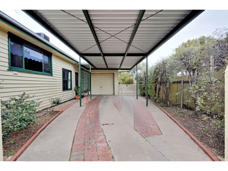 27 Maude Street, Shepparton VIC 3630