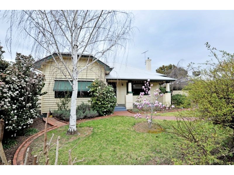 27 Maude Street, Shepparton VIC 3630