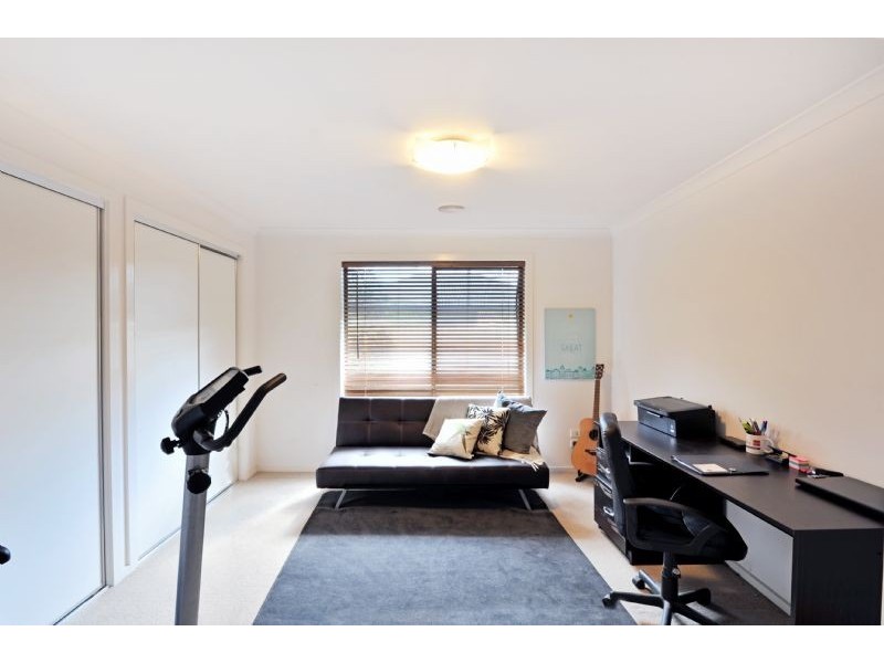 10 Golf Drive, Shepparton VIC 3630