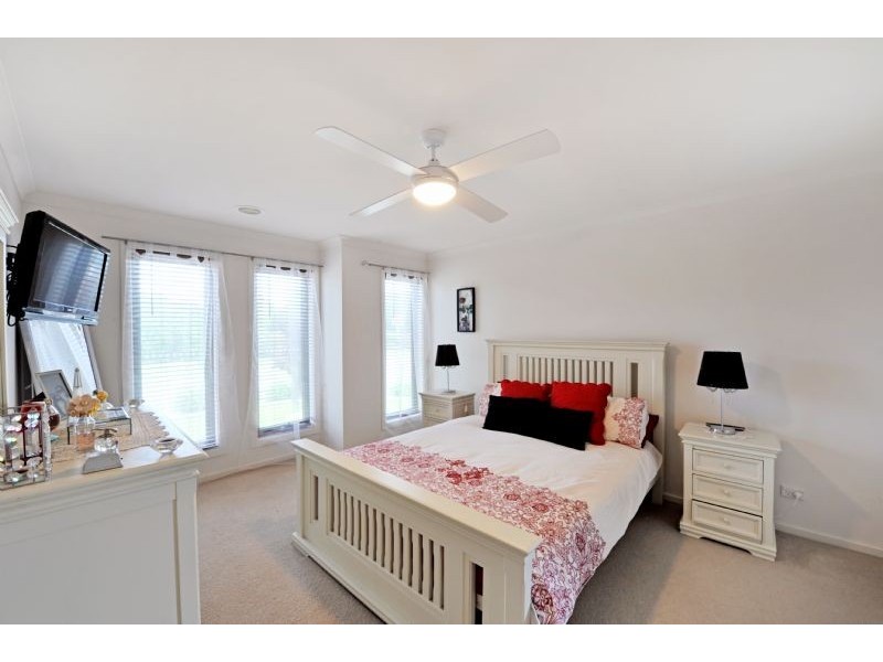 10 Golf Drive, Shepparton VIC 3630