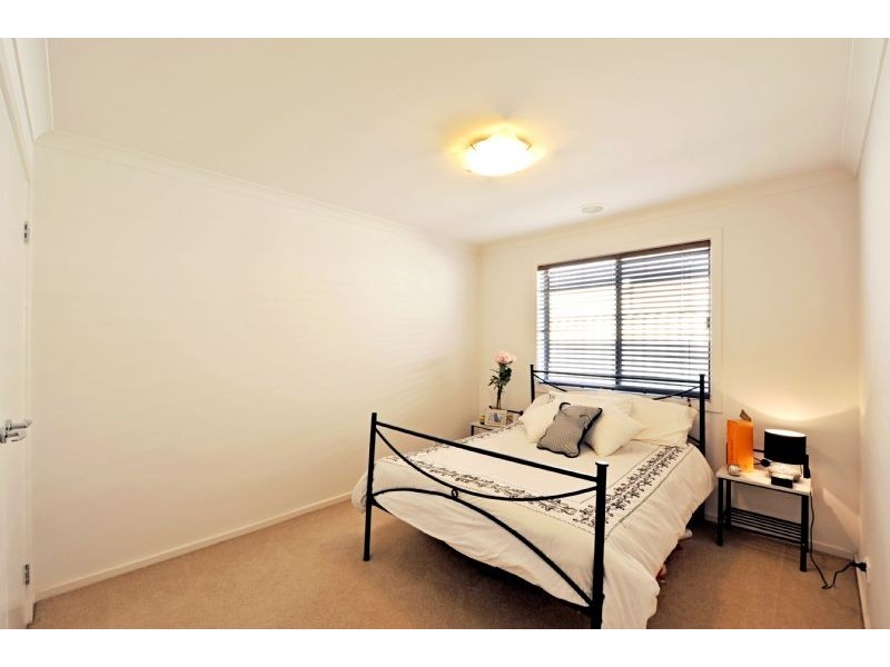 10 Golf Drive, Shepparton VIC 3630