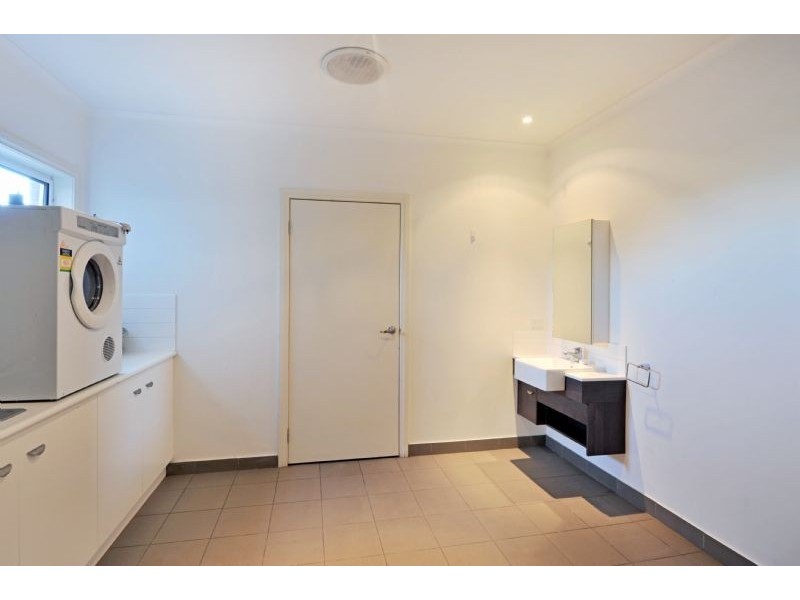 10 Salamander Terrace, Shepparton VIC 3630