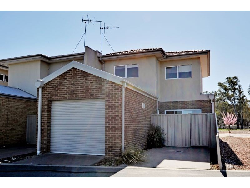 10 Salamander Terrace, Shepparton VIC 3630