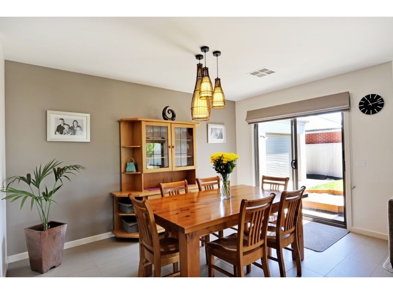 17 Kerang Avenue, Kialla VIC 3631